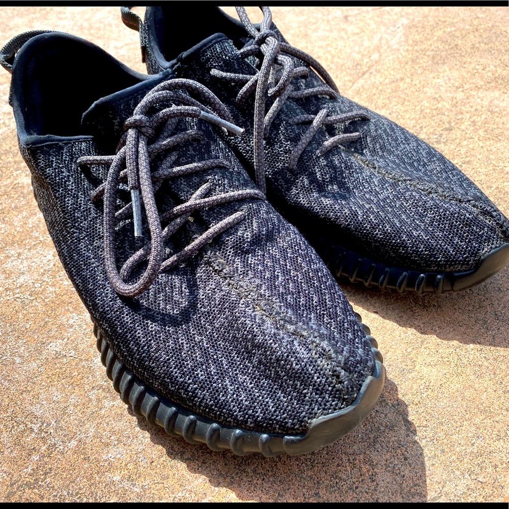 Yeezy v2 Pirate Black